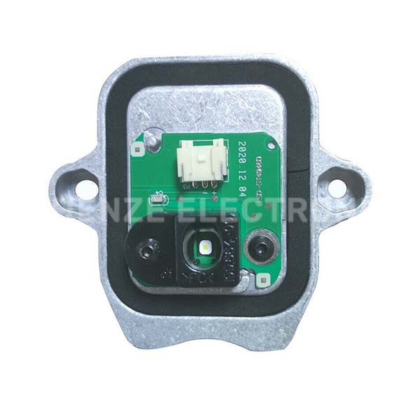 63117419615 BMW 3 Series F35 F30 angel eye drive controller, applicable to BMW 3 Series F30 f31 F35 headlamp LED module diode insertion lamp unit set